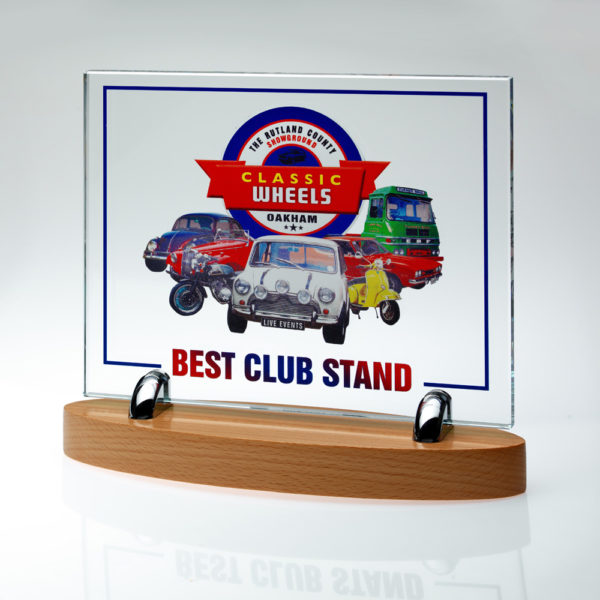CLEAR GLASS 10mm RECTANGLE ON LIGHT WOOD BASE